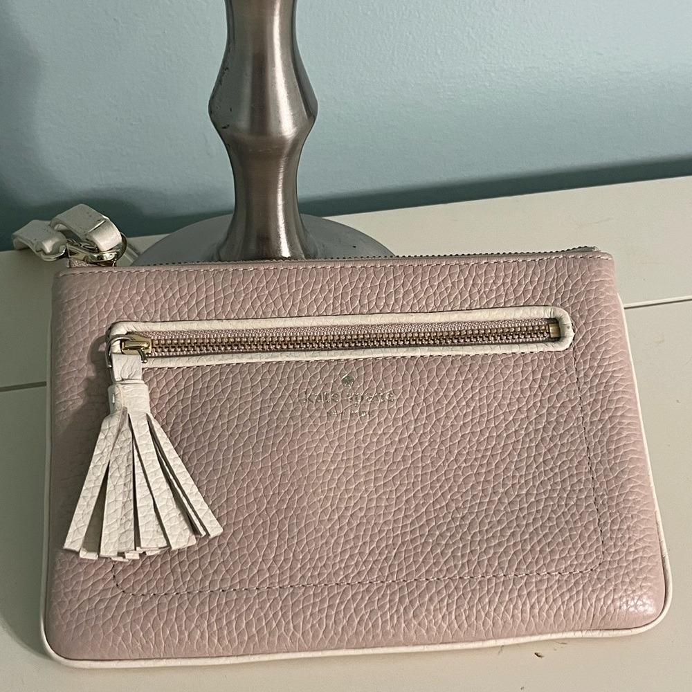 Kate Spade New York Pebbled Leather Tassel Wristlet Pink White Pouch Wallet
